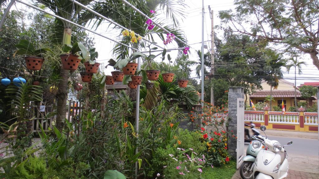 Charming Homestay Хойан Экстерьер фото